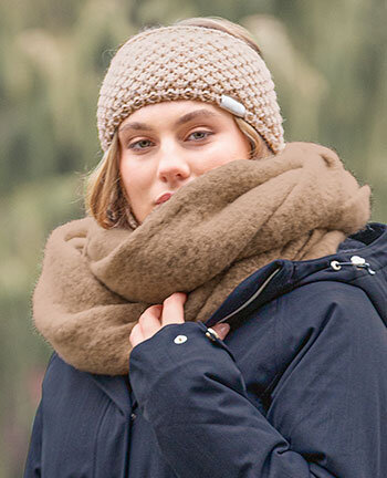 Scarves & Neck Warmers