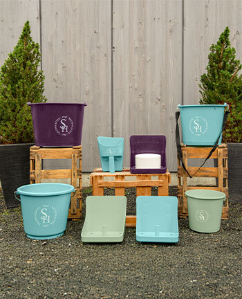Buckets & Mangers