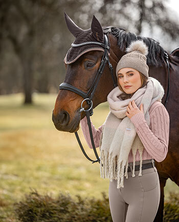 Scarves & Neck Warmers