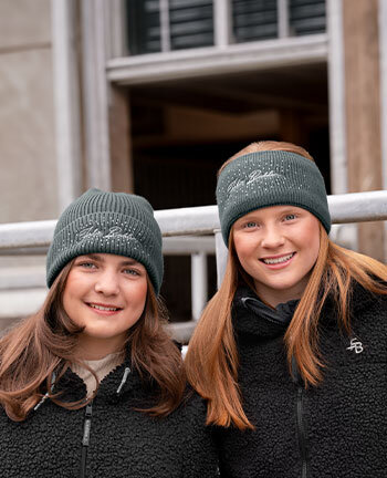 Children's Hats, Caps & Scarves