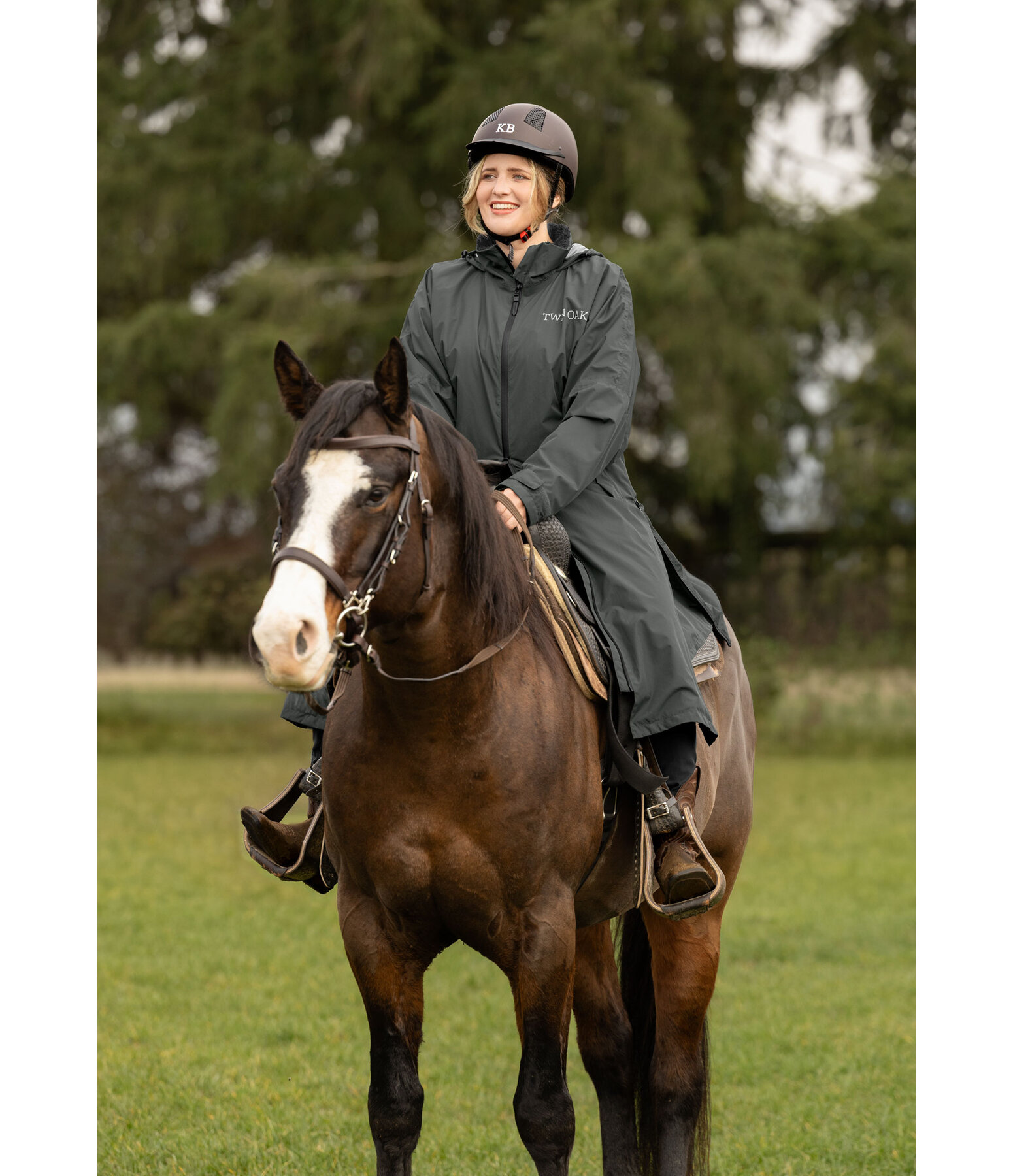 Riding Raincoat Kaimana