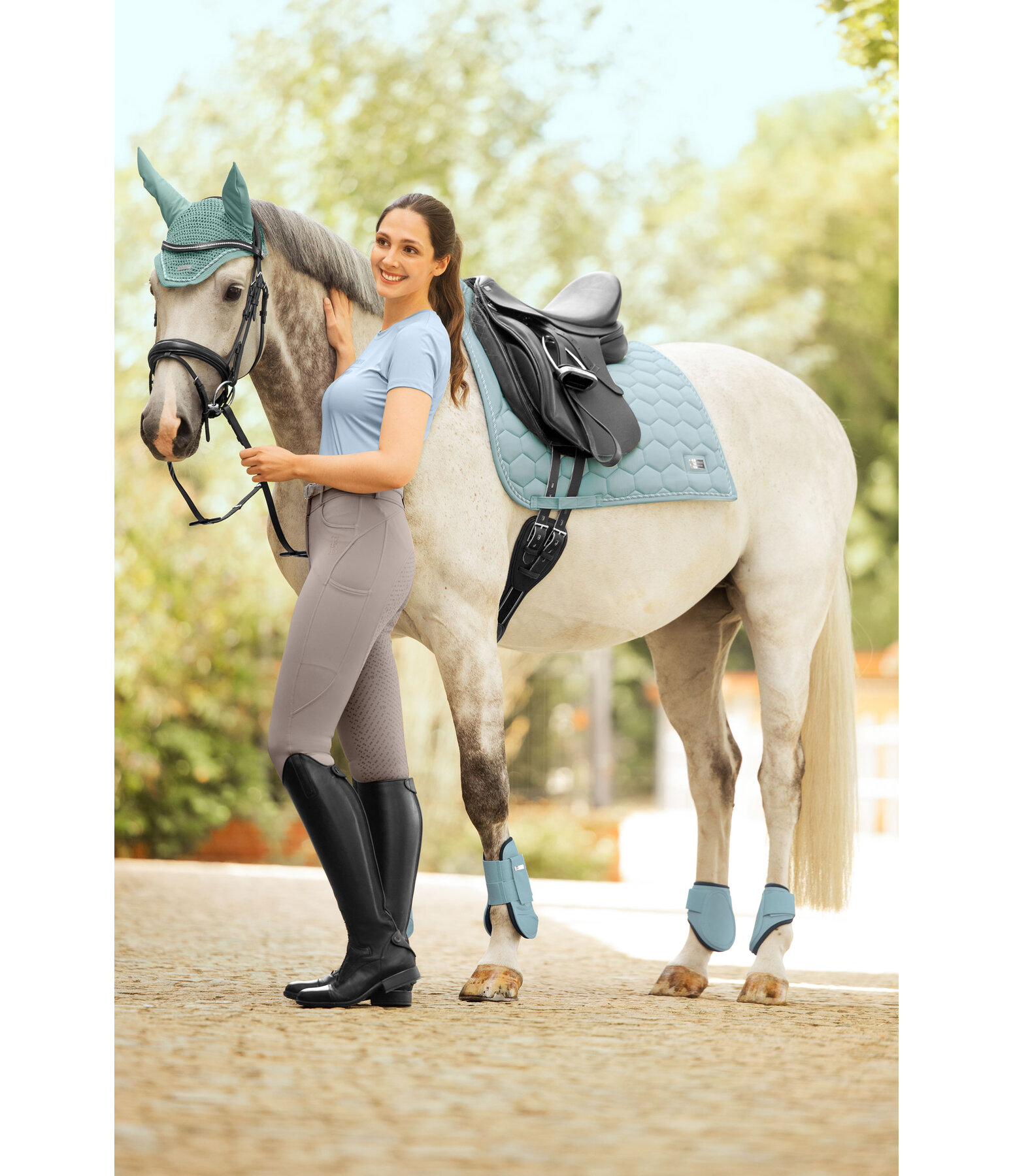 Saddle Pad Sophistication Strapless