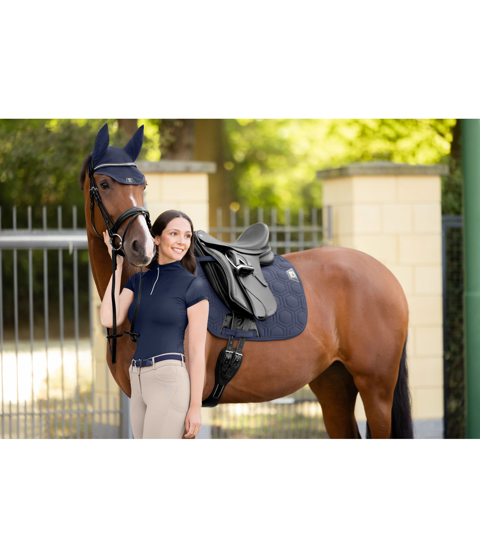 Saddle Pad Mesh Technology