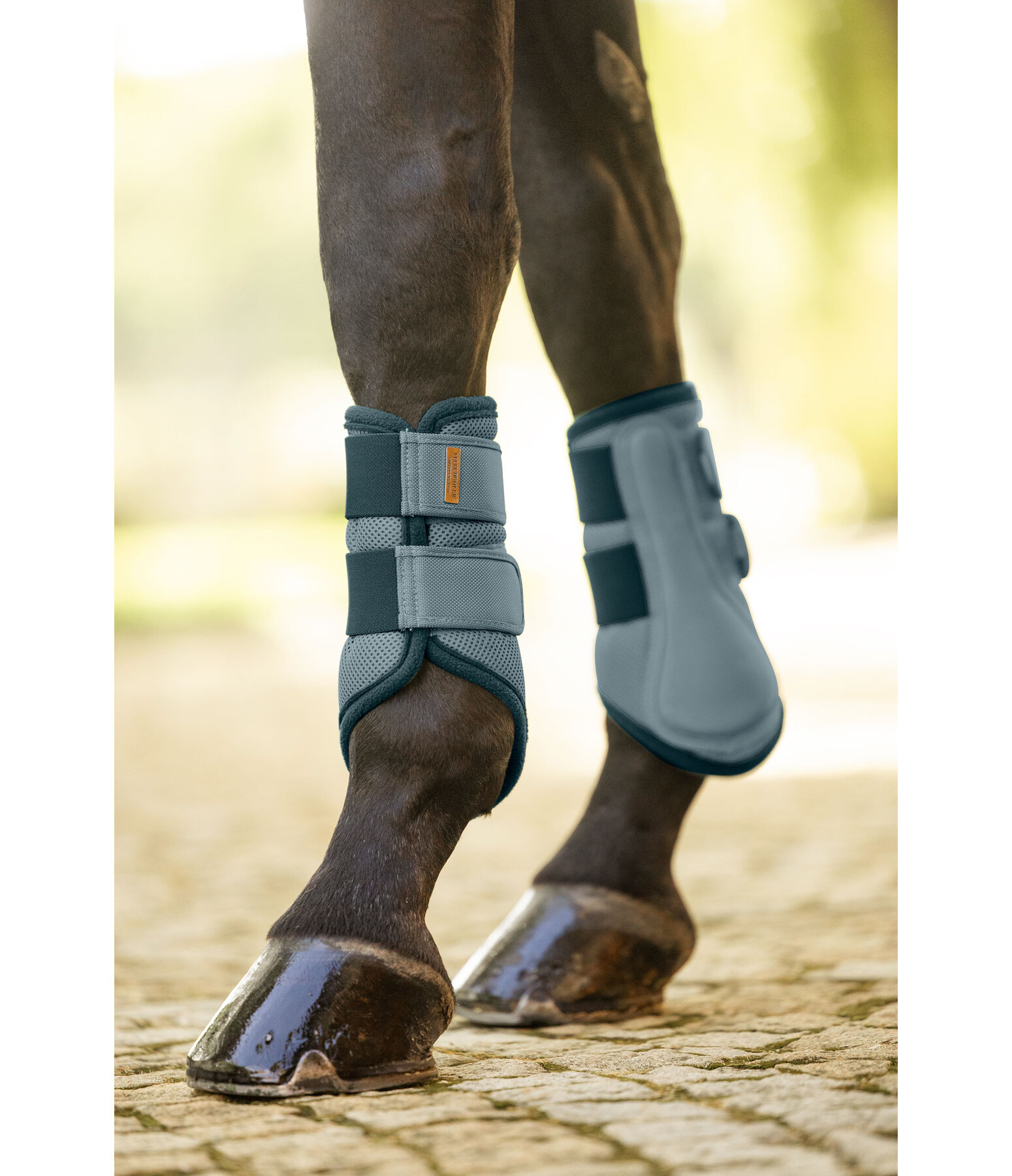 Functional Boots Swiss Design, Front Legs