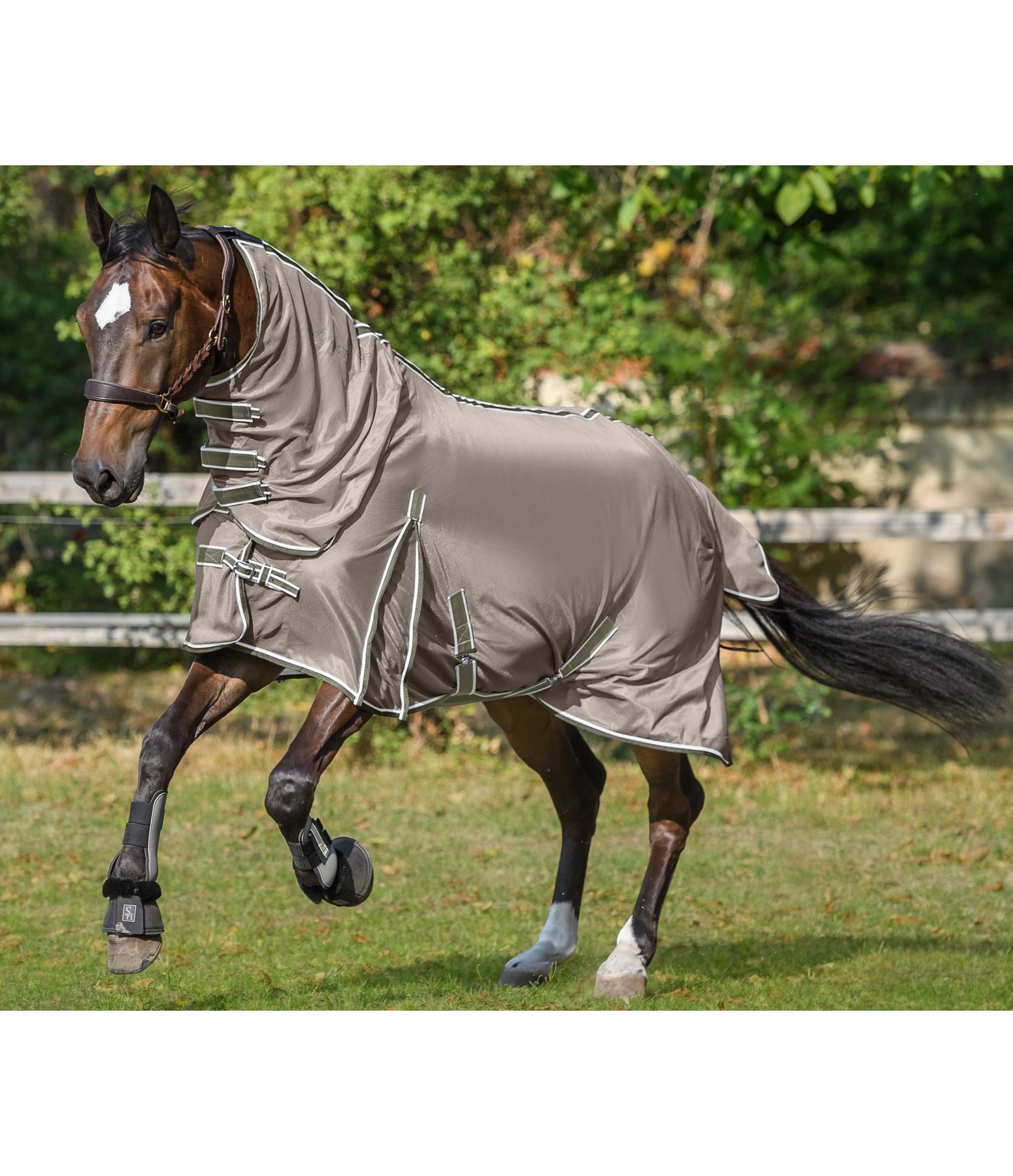 Full Neck Fly Rug with Retractable Neck Kramer Equestrian