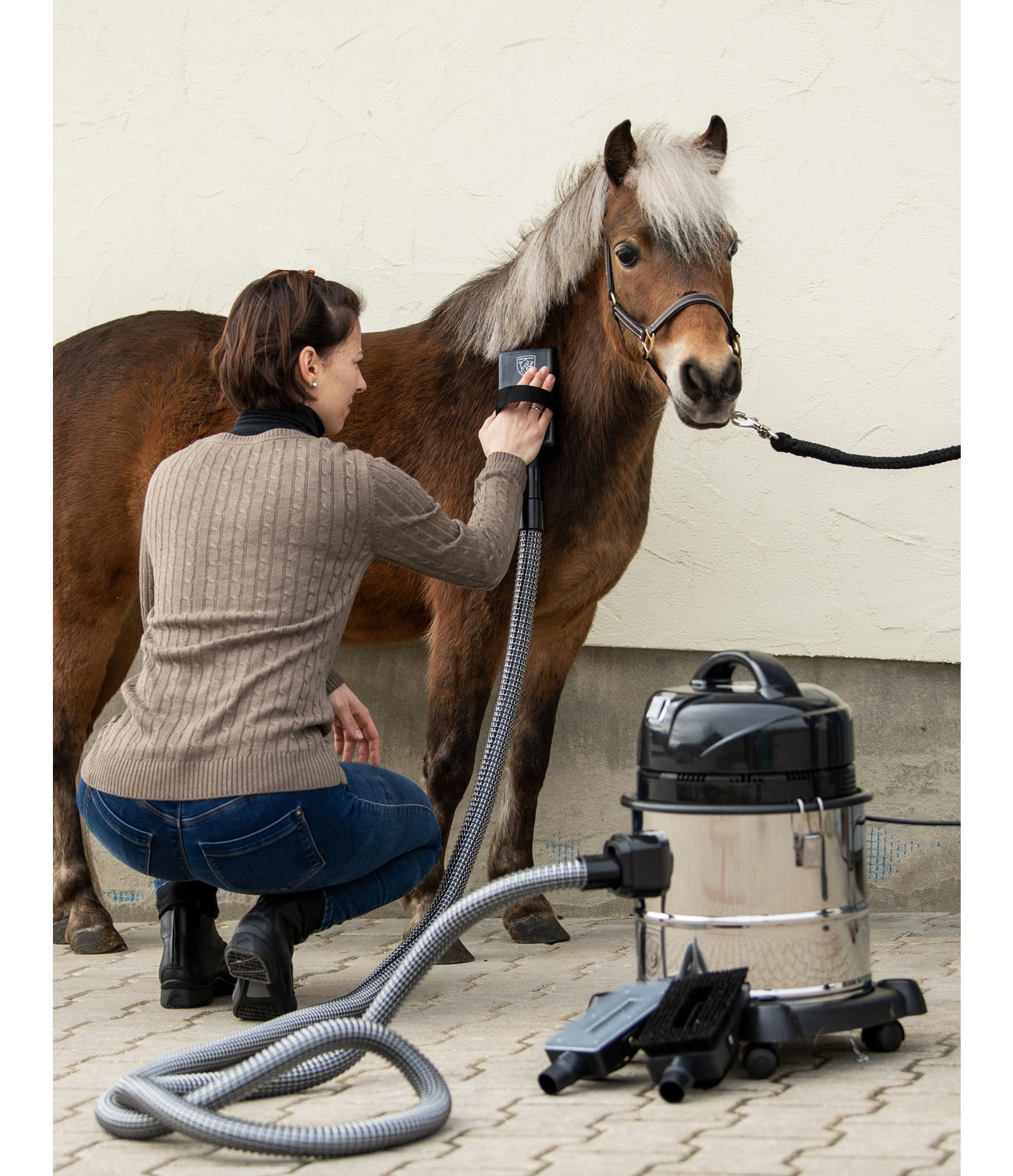 Horse Grooming Vacuum Cleaner Set Kramer Equestrian