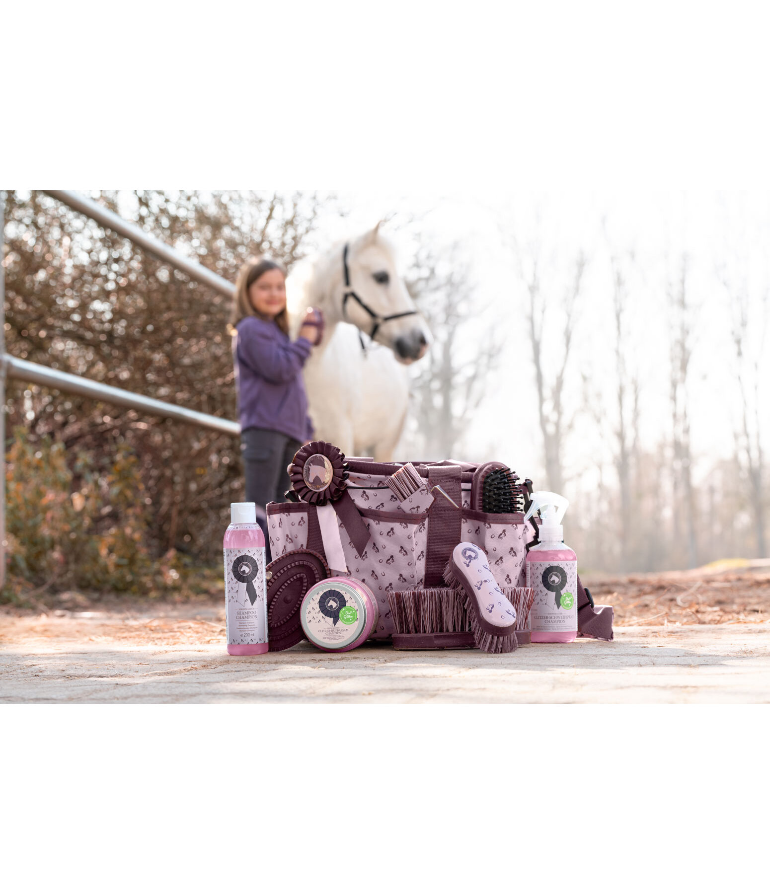Children's Grooming Bag Champion