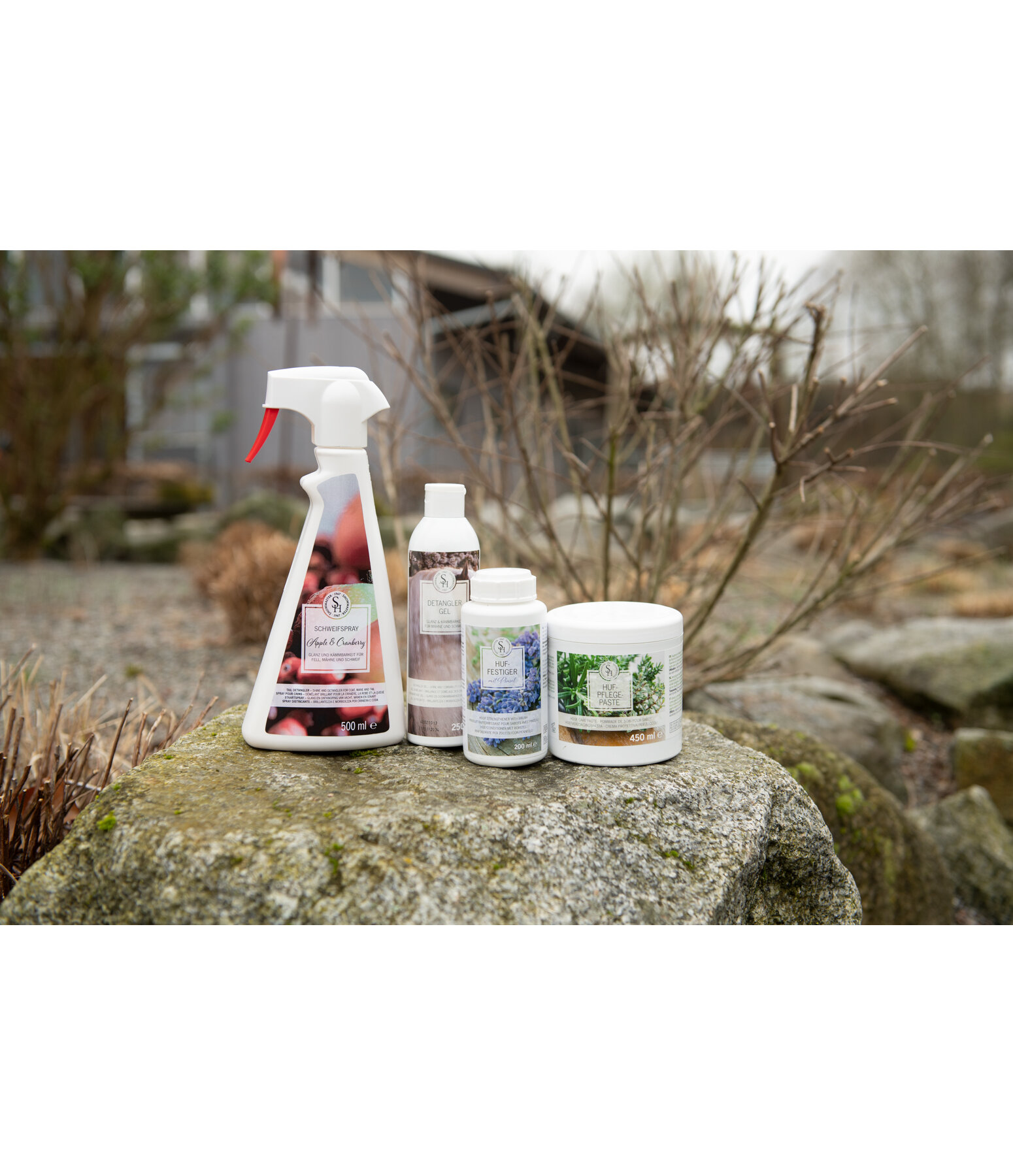 Tail Detangler Apple & Cranberry