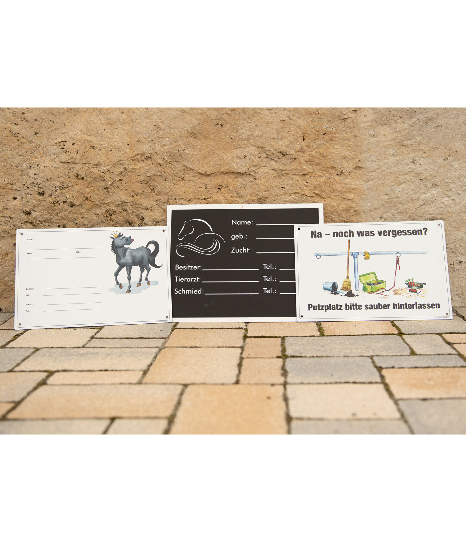 Comic stable sign Please keep grooming area tidy!