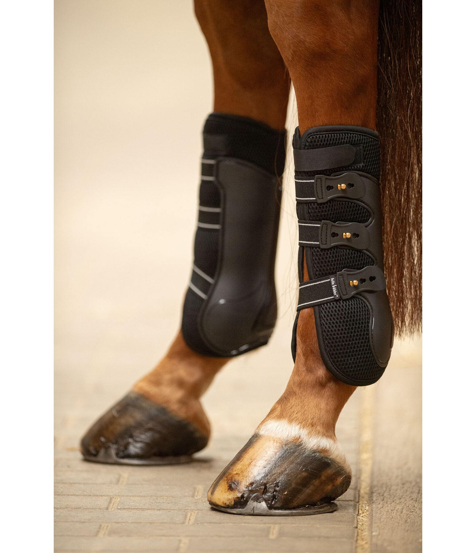 Boots Perfect Protection Air Mesh (hind legs)