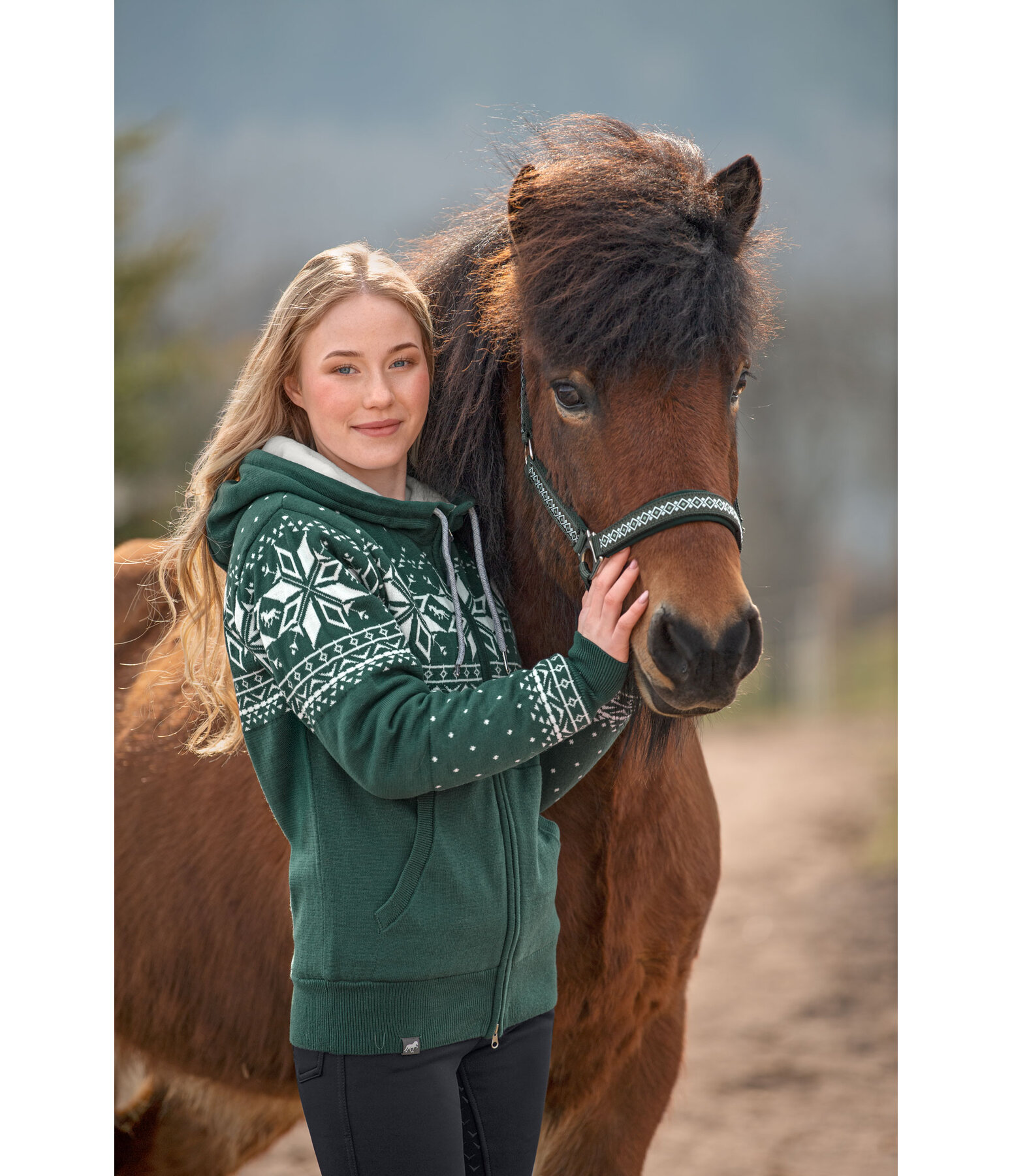 Knitted Jacket Norway Spirit