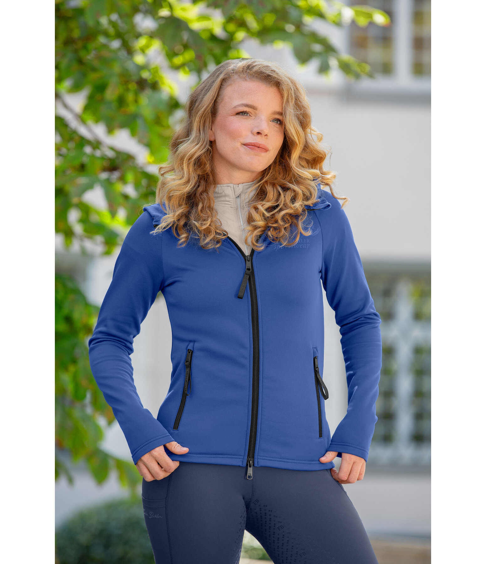 Performance Stretch Hooded Jacket Nala