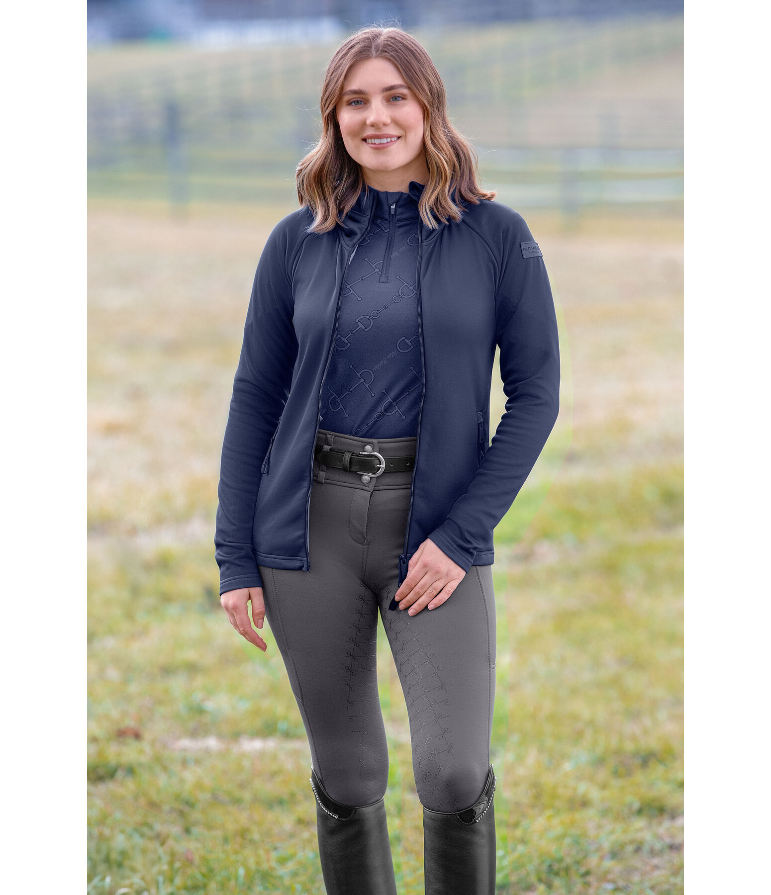 Performance Stretch Hooded Jacket Carin