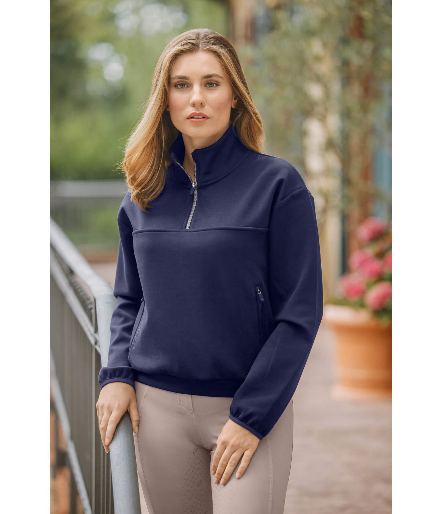 Cropped Sweatshirt Alessa