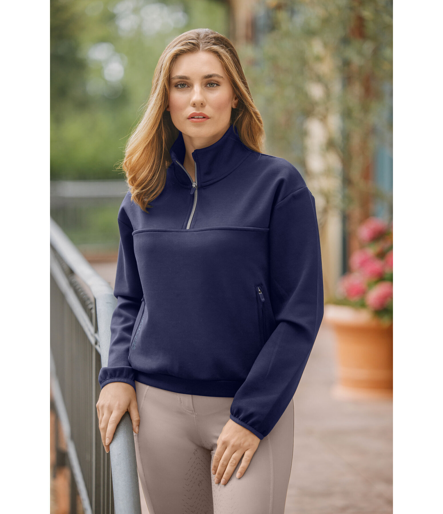 Cropped Sweatshirt Alessa