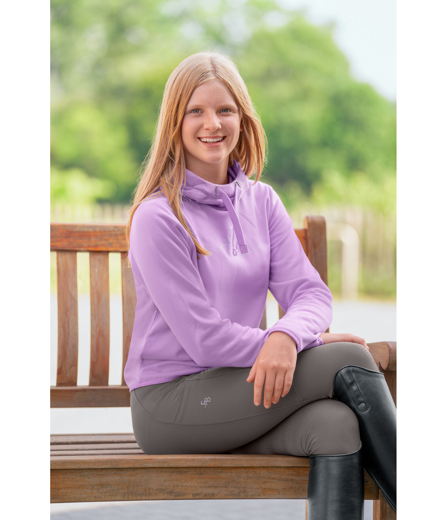 Children's Stretch Performance Jumper Luna