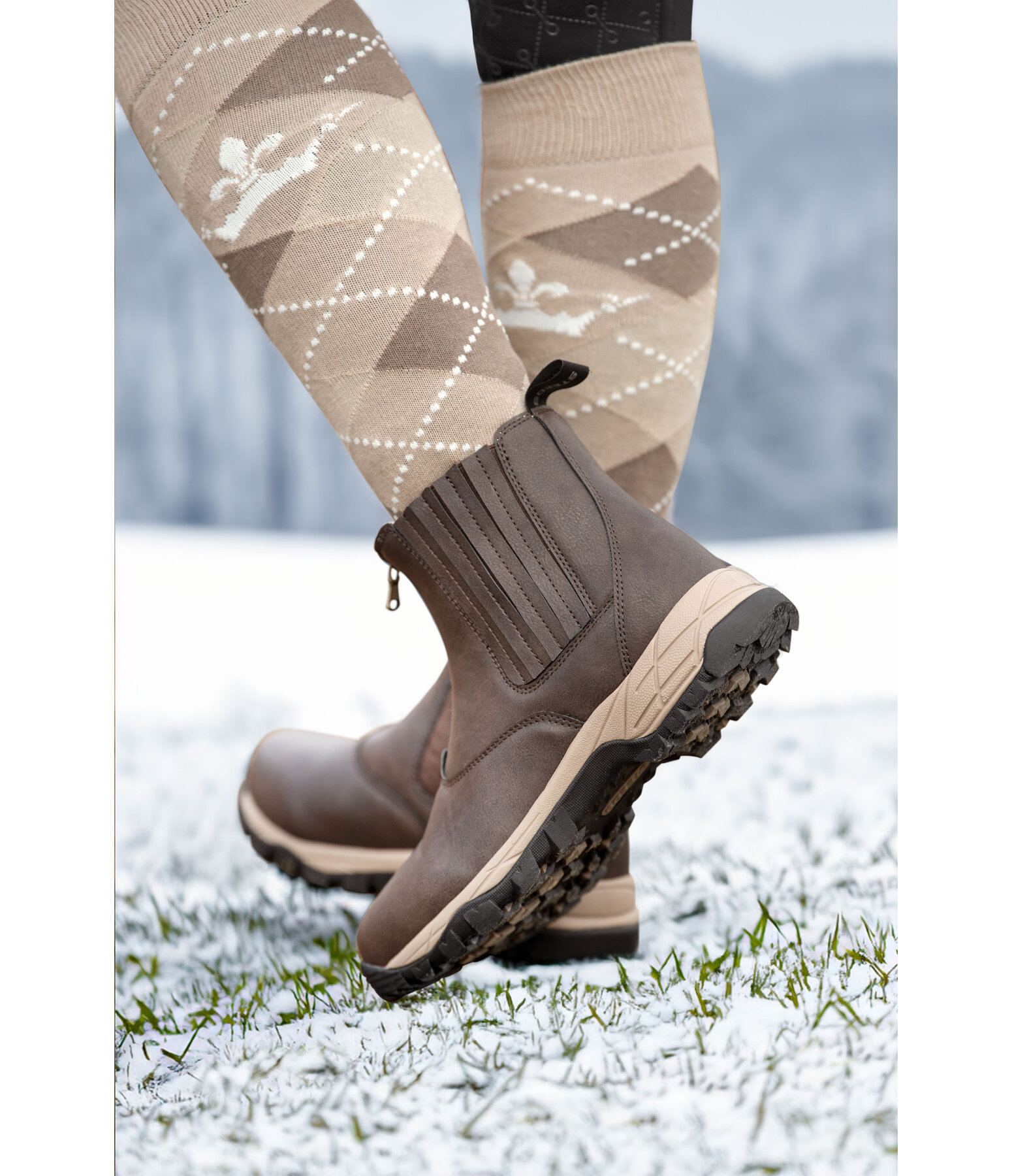Winter yard boots top