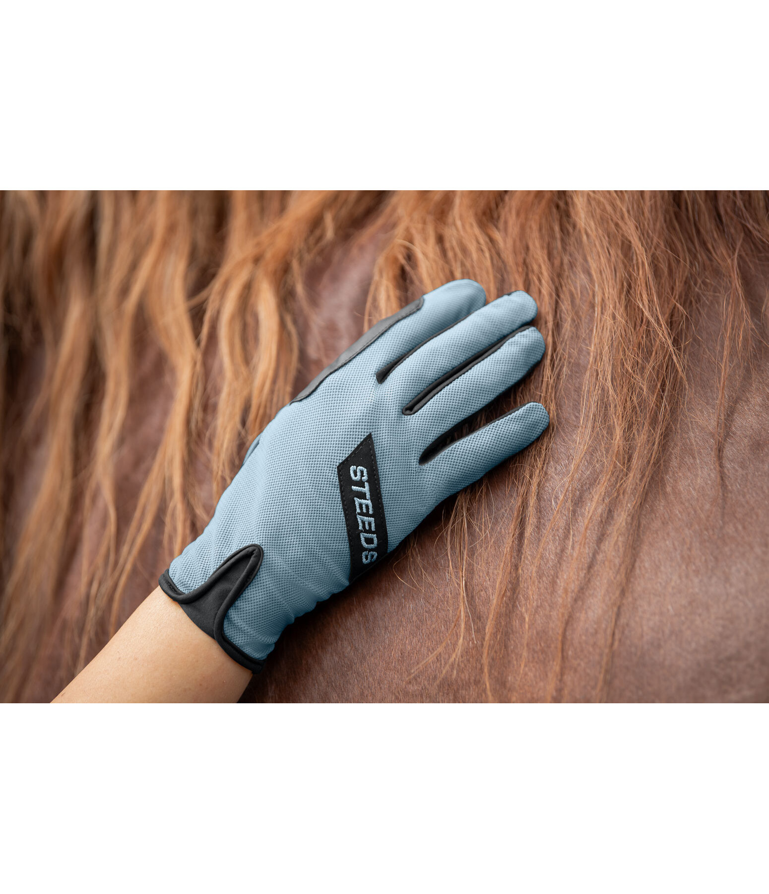 Gloves Laki