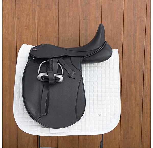 Dressage Saddle Classic