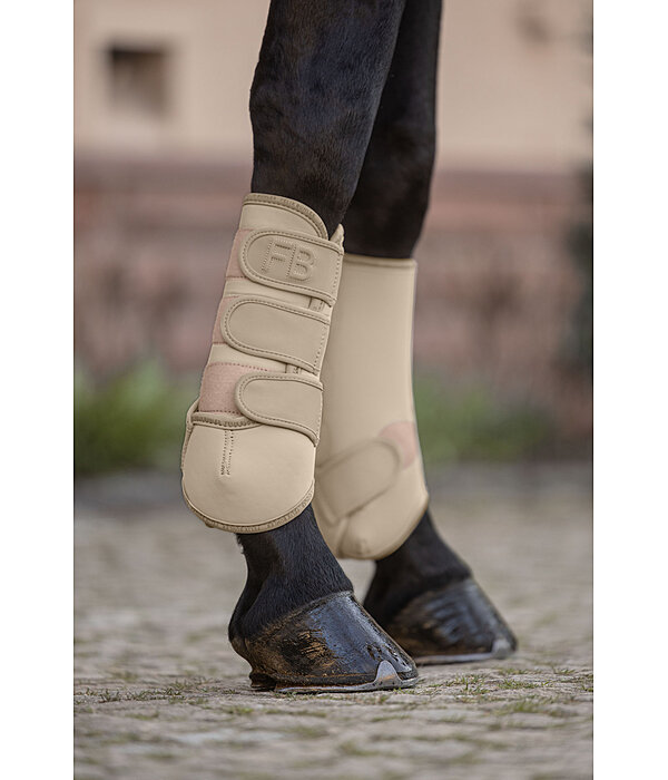 Boots Glitter Stone, Front Legs