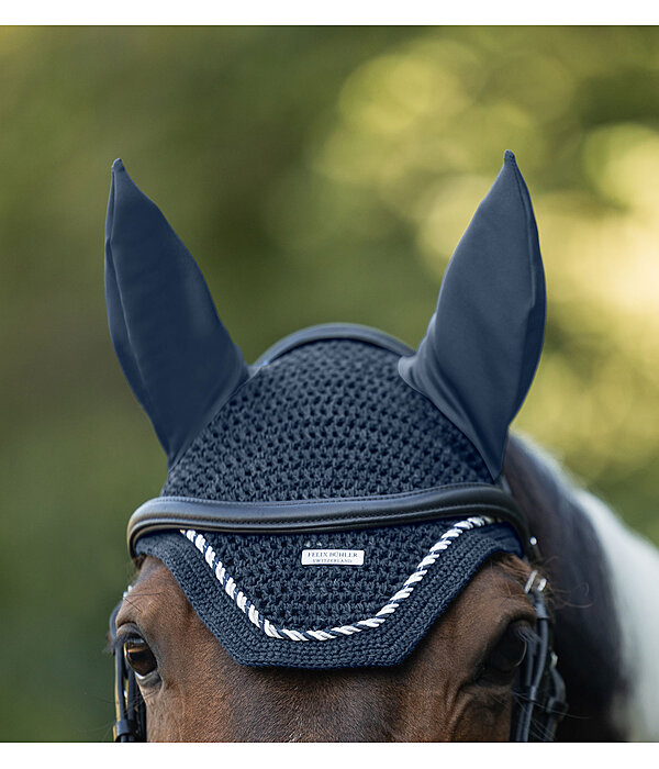 Fly Veil Sophistication