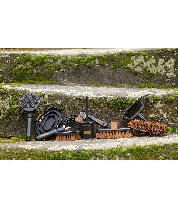 Dandy Brush Maya