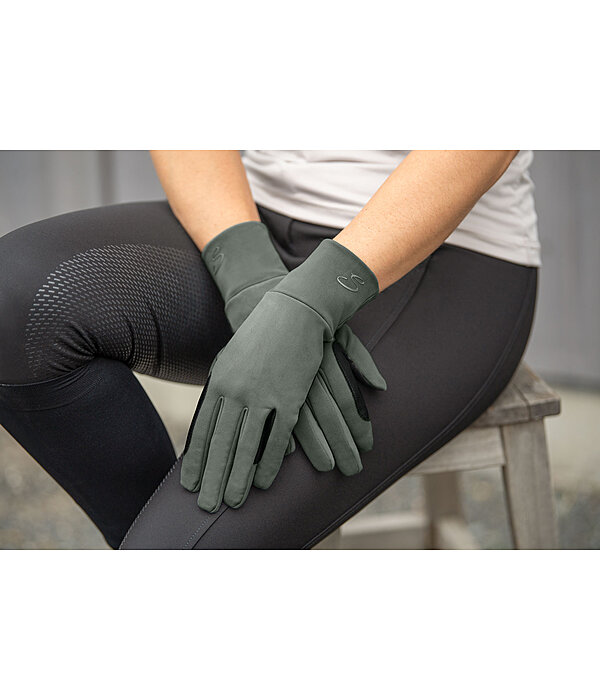 Gloves All Season