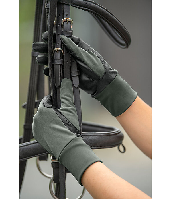 Gloves All Season
