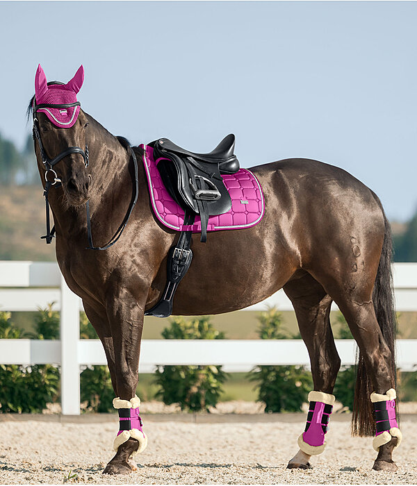 Outfit Essential in Hot Pink