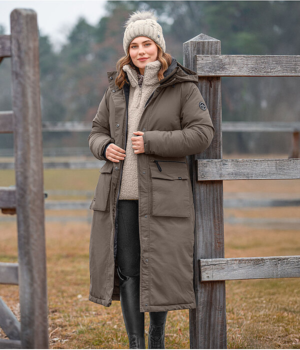 Women's Outfit Claudi in Dark Taupe