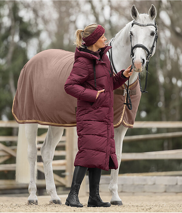 Women's Outfit Anne in Mahogany